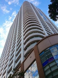 ザタワーグランディア